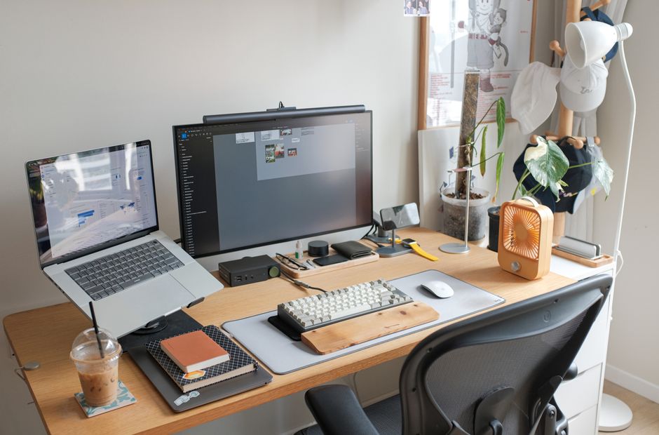 Ergonomische bureaustoel met natuurlijk daglicht Ergonomische bureaustoel met natuurlijk daglicht